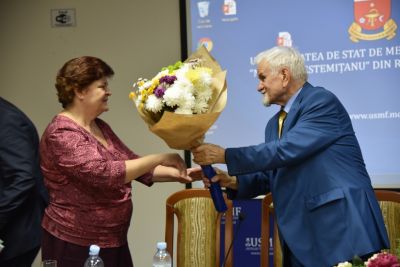 Catedra de filosofie și bioetică la 60 de ani 