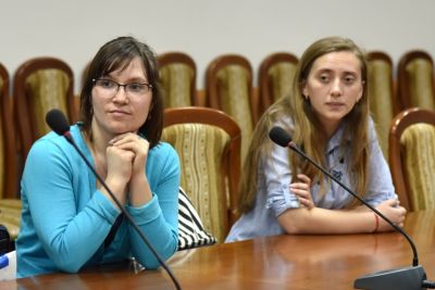 Concurs de eseuri - Biblioteca