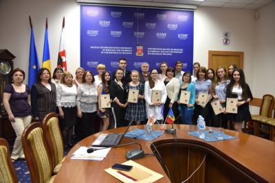 Concurs de eseuri - Biblioteca