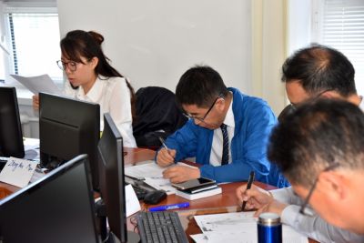 Delegația din China